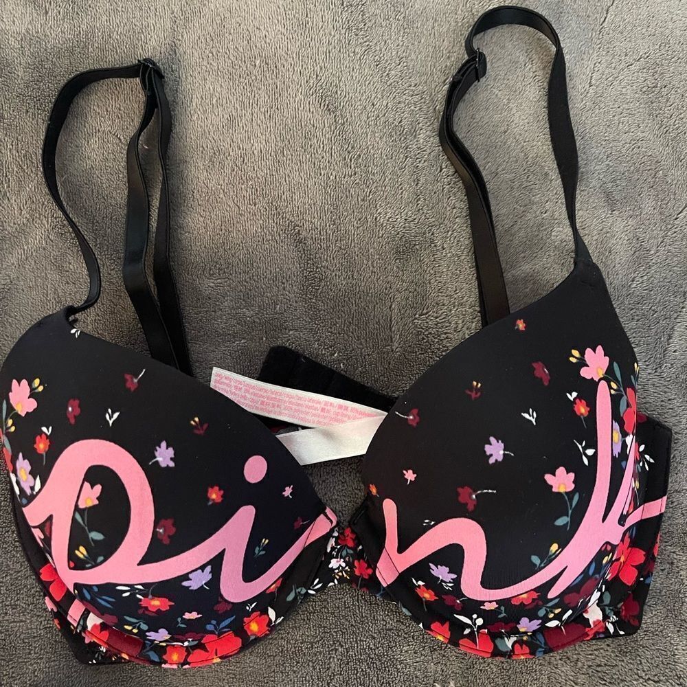 Victoria’s Secret and PINK lot of 4 bras, all size 32D - Picture 5 of 10
